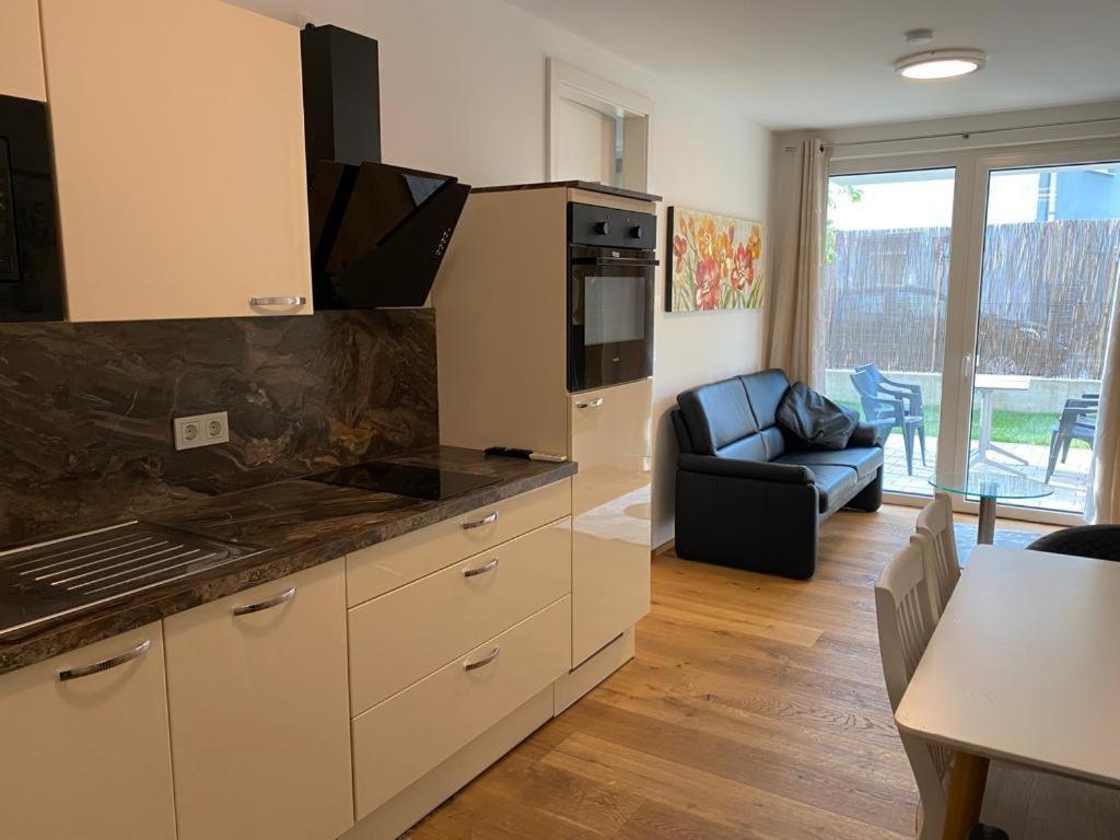 Appartement Modern With Garden Near Center Wenen