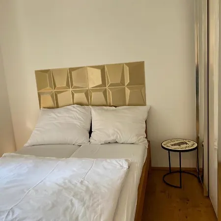 Modern Apartment With Garden Near City Center Vienna Esterno foto
