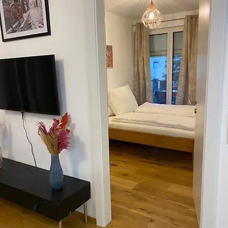 Modern Apartment With Garden Near City Center Vienna Esterno foto