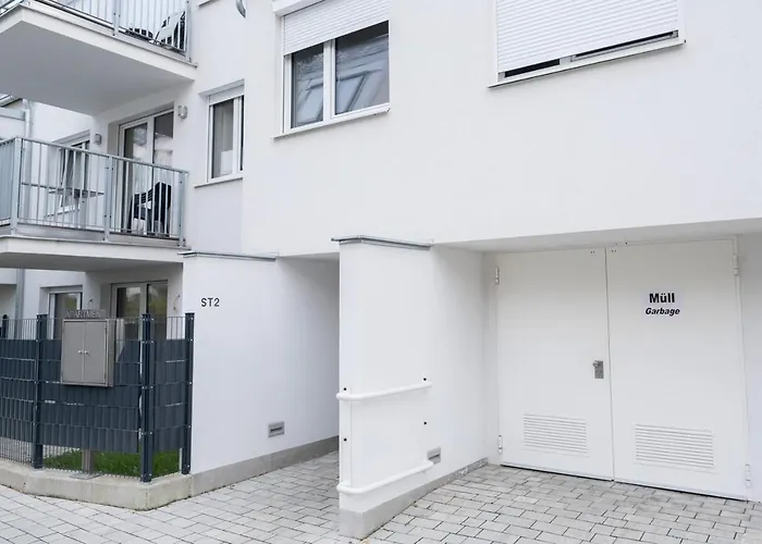 Modern Apartment With Garden Near City Center